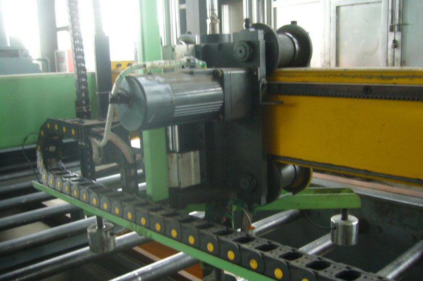 工業(yè)爐機(jī)械臂